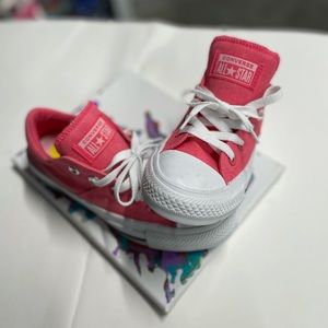 Converse low top canvas salmon color